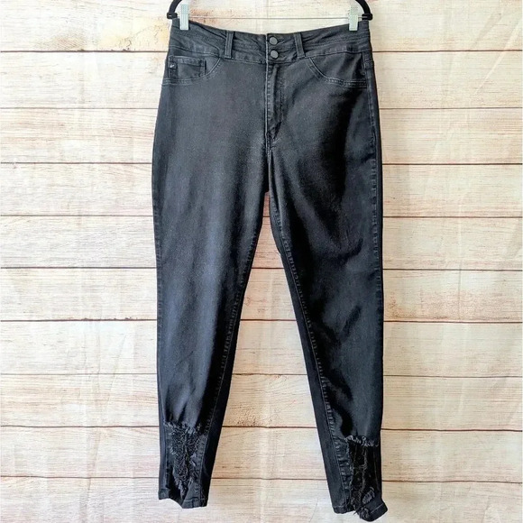Kancan Size 32 Kurvy Ultra High Rise Skinny Stretch Jeans Black Distressed Pants - Picture 1 of 12